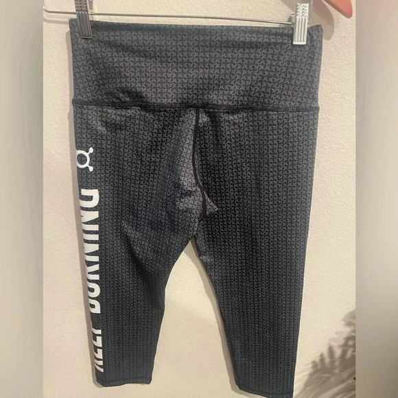Orangetheory cropped pants keep burning leggings size Small - Picture 1 of 4